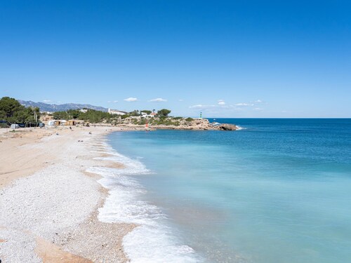 Ideal holidays facing the sea in Port de l'Estany