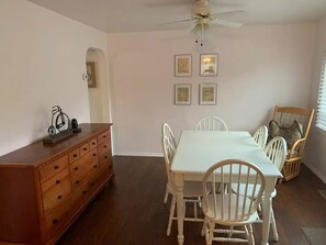 Dining - The Conduit at Confluence (Confluence)