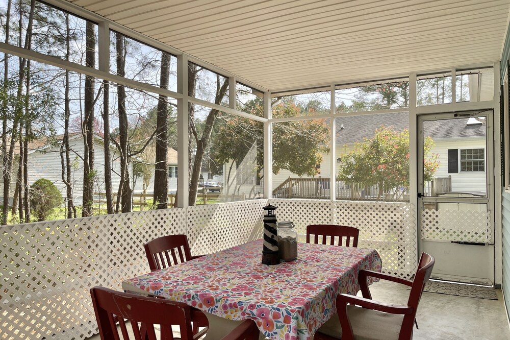 Cozy Coastal Cottage Ocean Pines