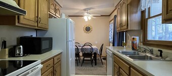 Cozy Coastal Cottage Ocean Pines