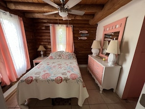 3 chambres, bureau, fer et planche à repasser, Wi-Fi gratuit