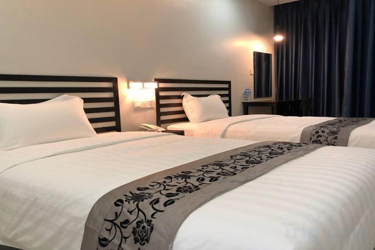 In-room safe, desk, iron/ironing board (on request), free WiFi
