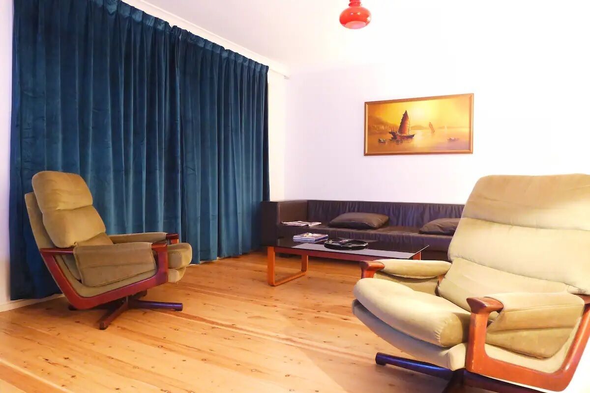 Original mid century, Retro Bungalow.