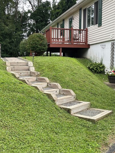 Cozy home close to Catamount, State Parks and the Harlem Valley Rail Trail.