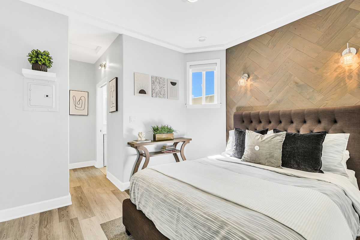 Sunset Suite | 1 habitación, decoración personalizada y muebles diferentes
