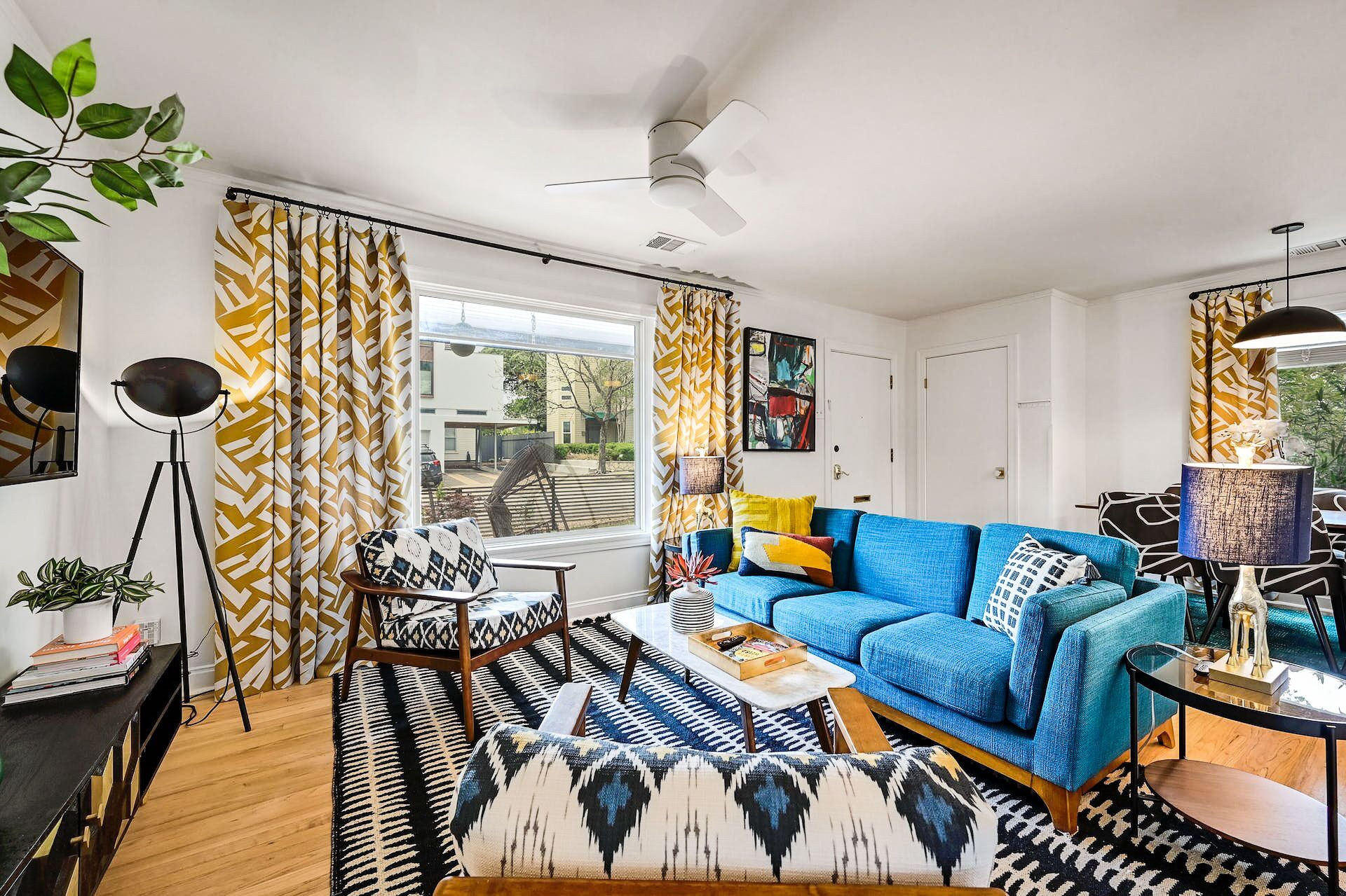 Updated Clarksville Home + Minutes to Downtown - Victor!