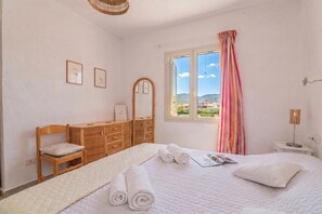 1 habitación y ropa de cama 
