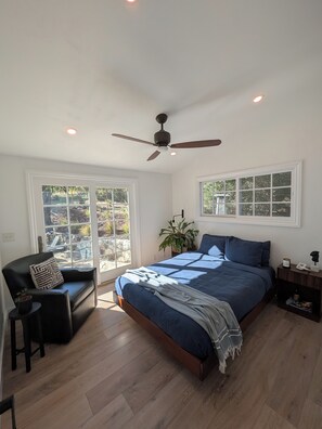 4 makuuhuonetta, silitysrauta/-lauta, Wi-Fi, vuodevaatteet