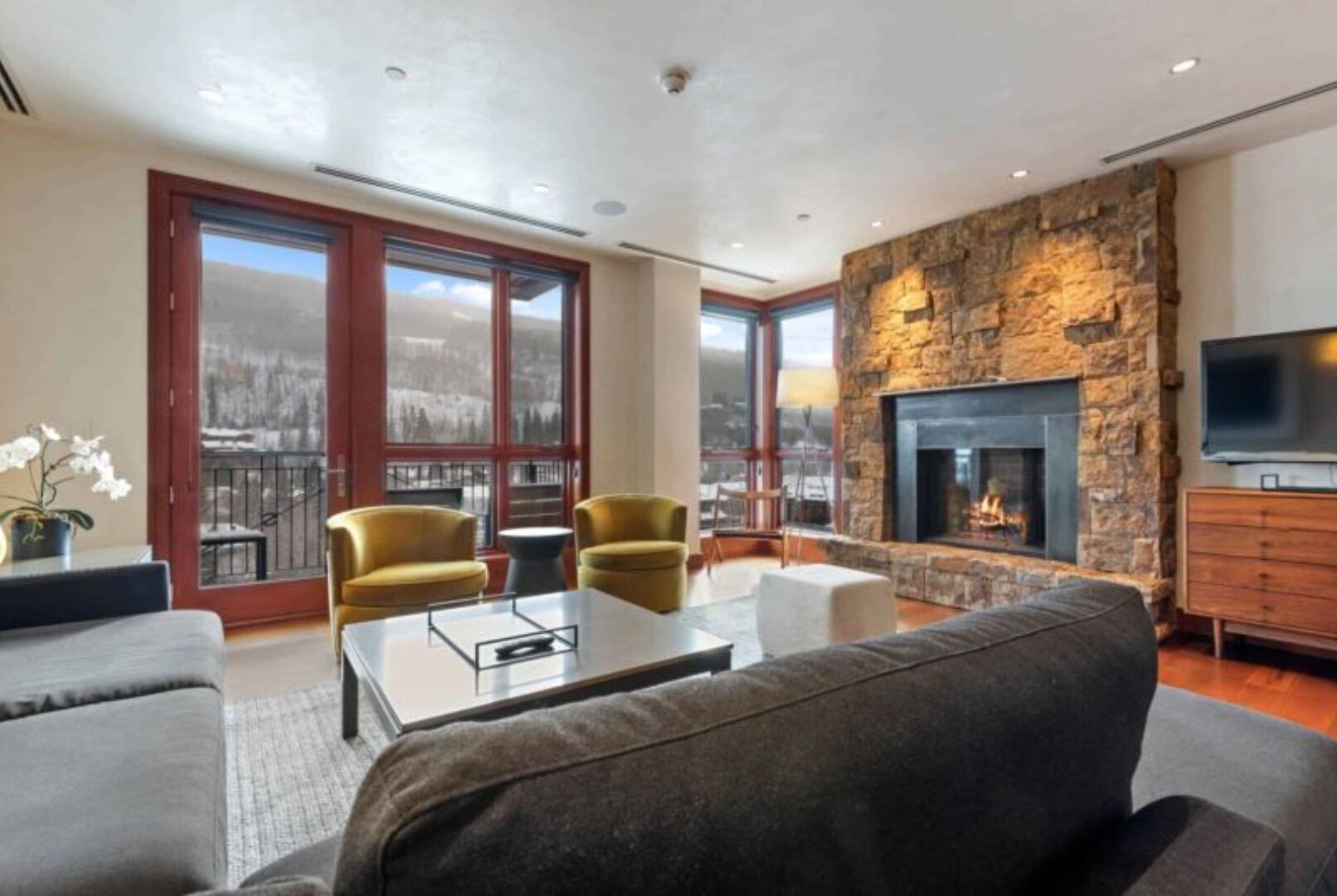 Heart of Vail Village - Solaris Unit 6BE