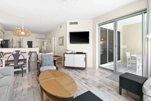 TV connectée, lecteur de DVD, espaces bureaux