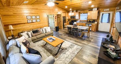 Cabin #3 • 1 Mile to DeGray Lake
