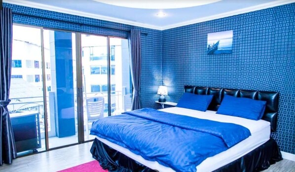 Bed sheets - MerryInn Suites (Pattaya)