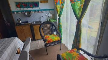 Loft, 2 Bedrooms, Smoking | Living room