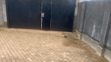 Enceinte de lâhĂ©bergement