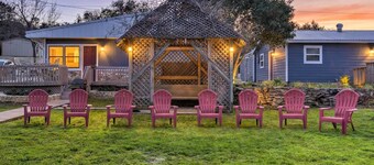 Casa del Lago! Lakefront Retreat with Semi-Private Cove, Deck, and Firepit - Ideal for R&R!