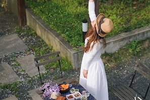 Outdoor dining - Cloud 9 Yunwai Boutique Inn (Deqing)