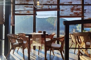 Unclassified image, 3 of 141, button - Cloud 9 Yunwai Boutique Inn (Deqing)