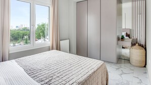 อพาร์ทเมนท์, 1 ห้องนอน, ระเบียง | 2 ห้องนอน
