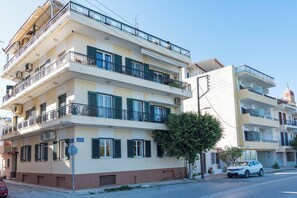 Apartment, 2 Bedrooms, Ocean View | Exterior