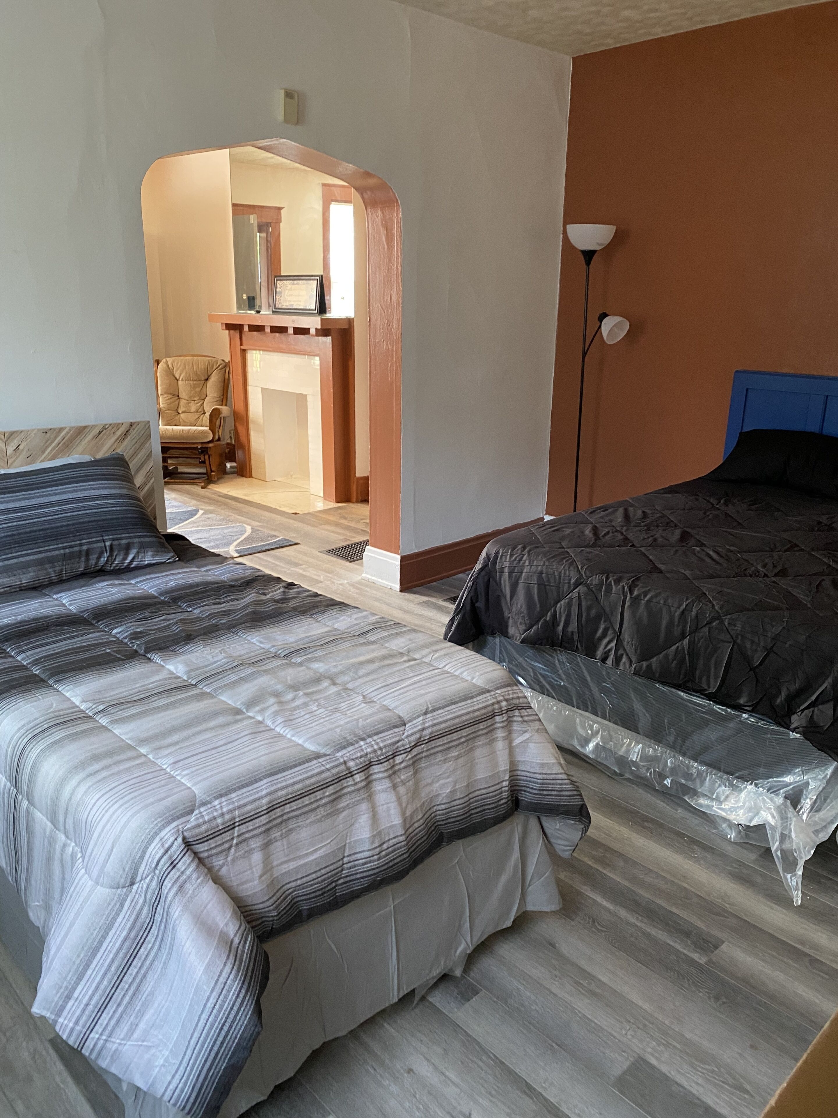 Spacious 3 bedroom brick  2 baths sleeps 6-8