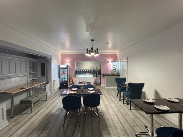 Restaurant - ATZ&H Inn (Epping)