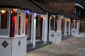 Deluxe suite | Bathroom - ATZ&H Inn (Epping)