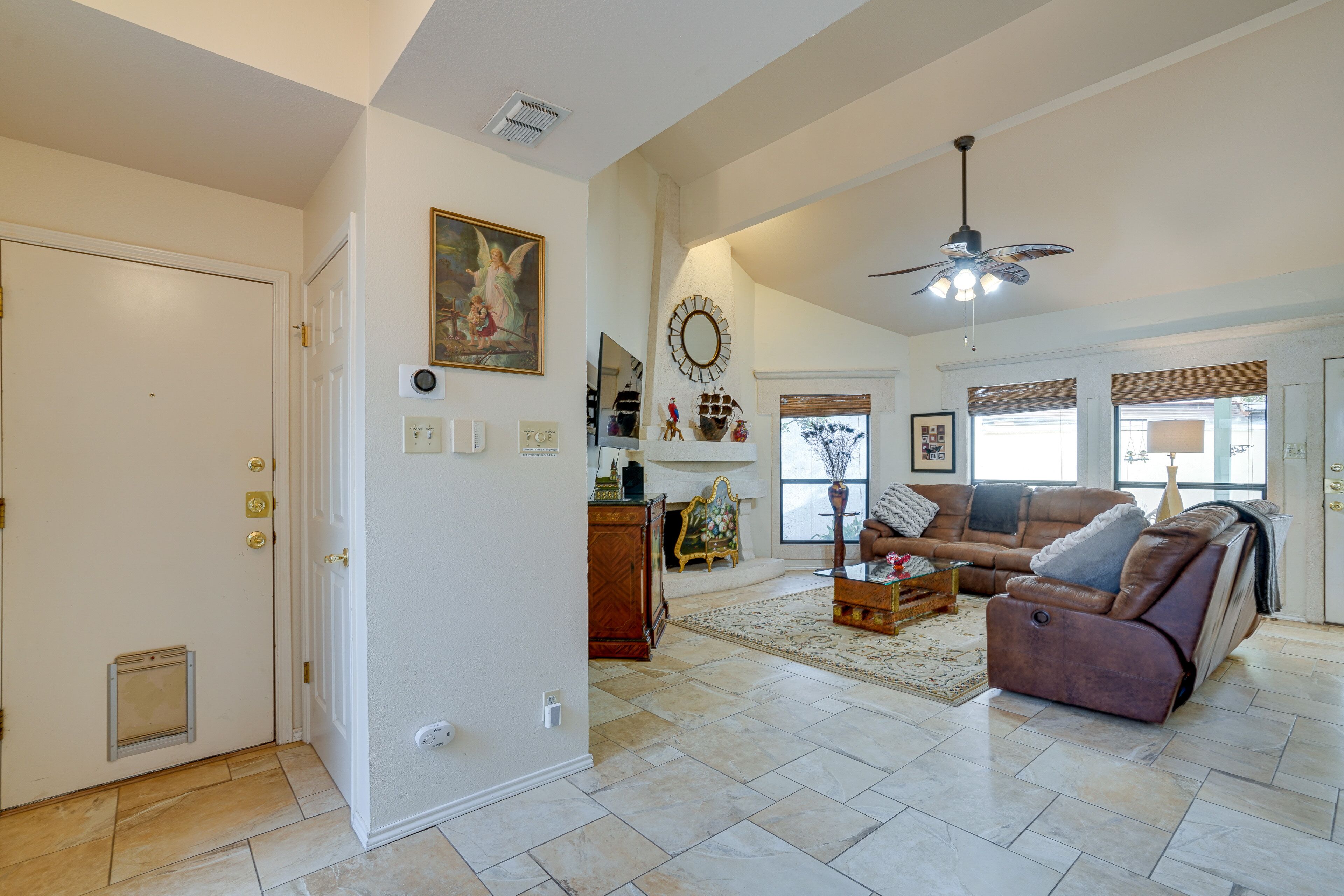 Spacious San Antonio Home w/ Patio + Grill!