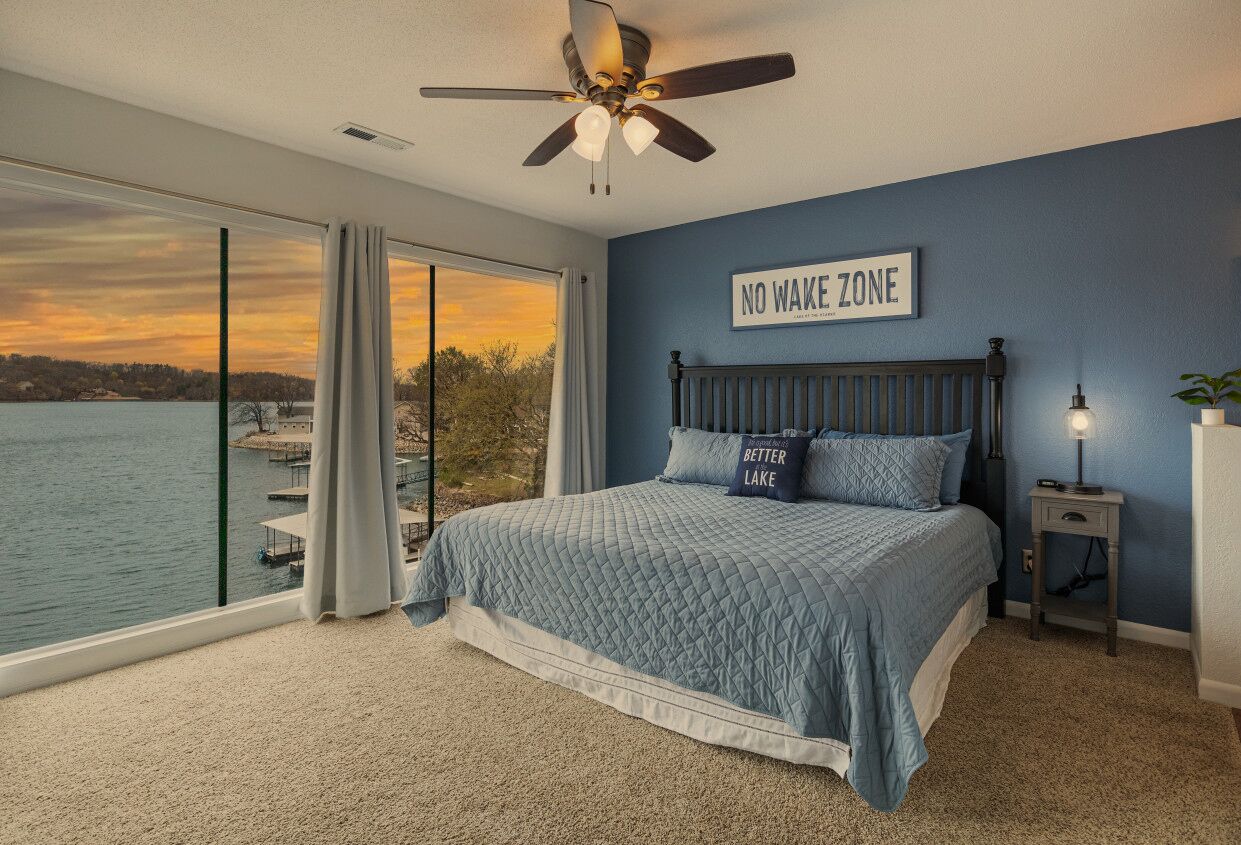 Breezy Bay – Waterfront Condo, Pool & Amazing Views!