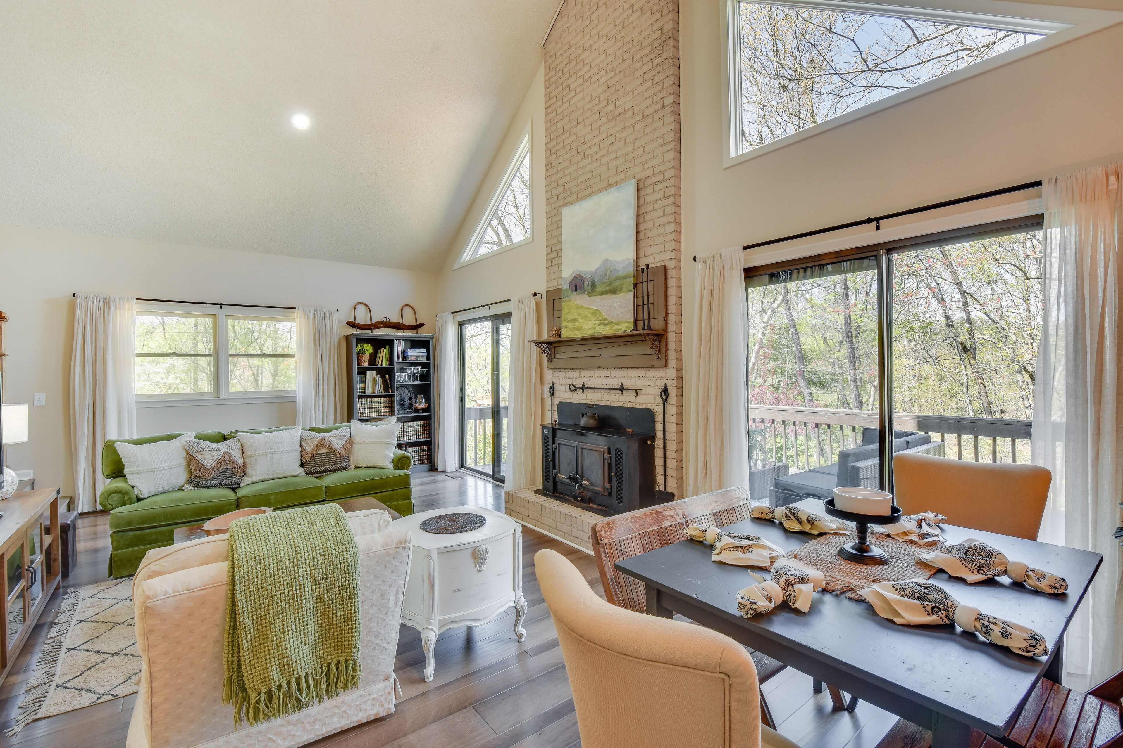 Charming Cottage Near Clemson & Lake Hartwell!