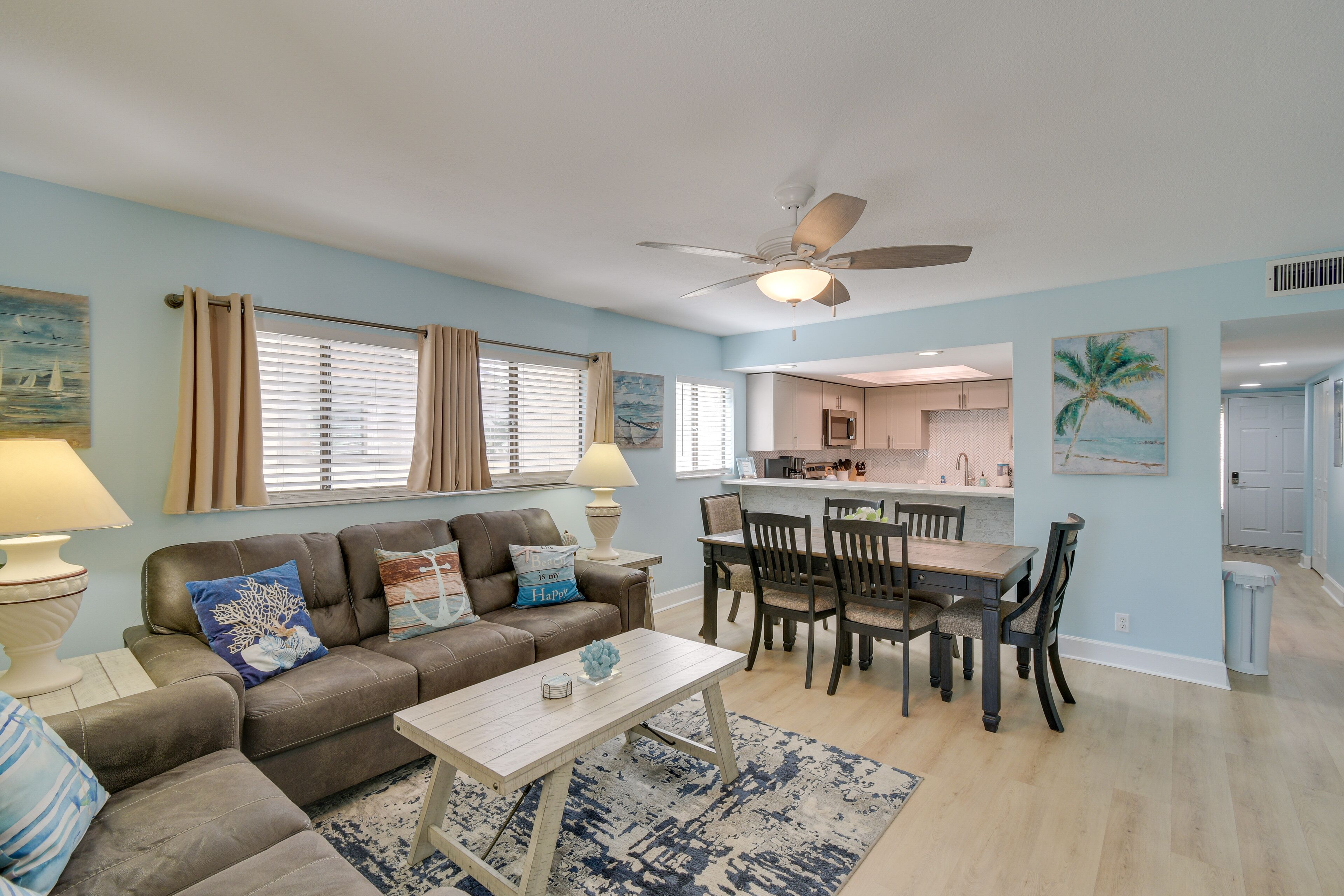 St Augustine Beach Condo w/ Pool & Beach Access