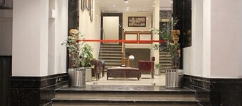 Hotel Uma Residency
