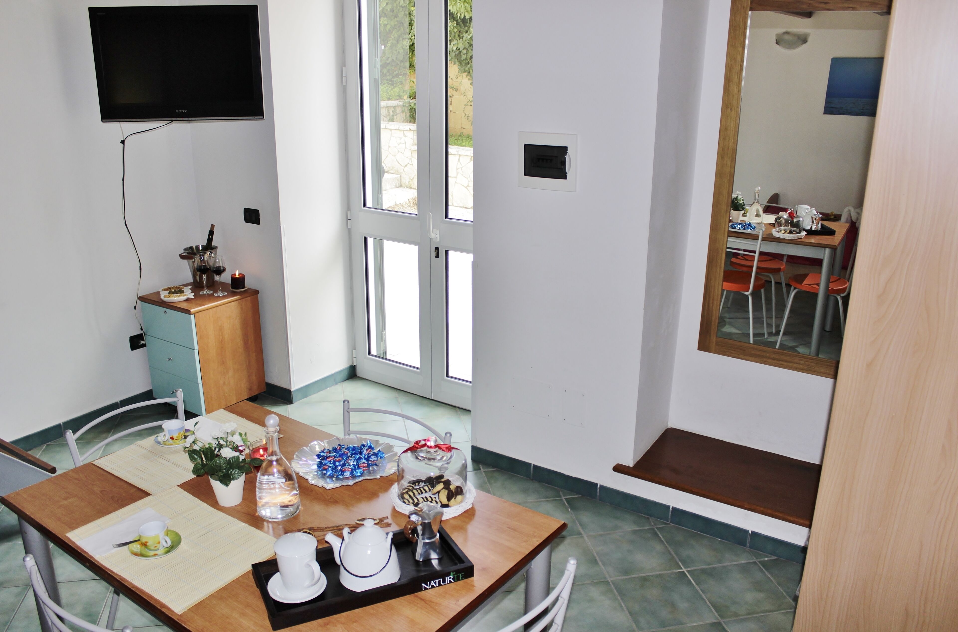 Appartement, 1 chambre, balcon, vue océan | Salle à manger