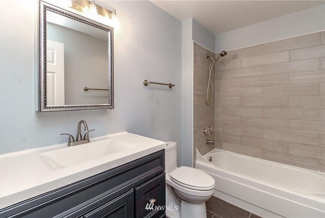 Private Room for Rent in a Beautiful Apartment in Federal Way