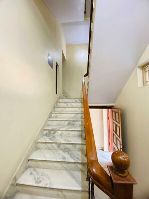 Interior - Shree Shyam Kunj (Varanasi)