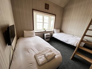 5 slaapkamers, een bureau, gratis wifi, beddengoed