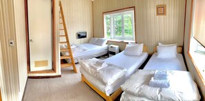 5 slaapkamers, een bureau, gratis wifi, beddengoed