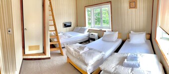 Directly connected to Tsugaike Kogen Ski Resort  / Kitaazumi-gun Nagano