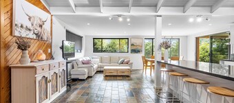 Bonvarly Guest House