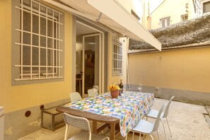 Apartment, 3 Bedrooms, Smoking, Patio | Exterior - Exceptional and Comfortable for 7 People in the Center of Florence (Florence)