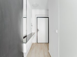 Apartment, 1 Bedroom, Balcony | Living area