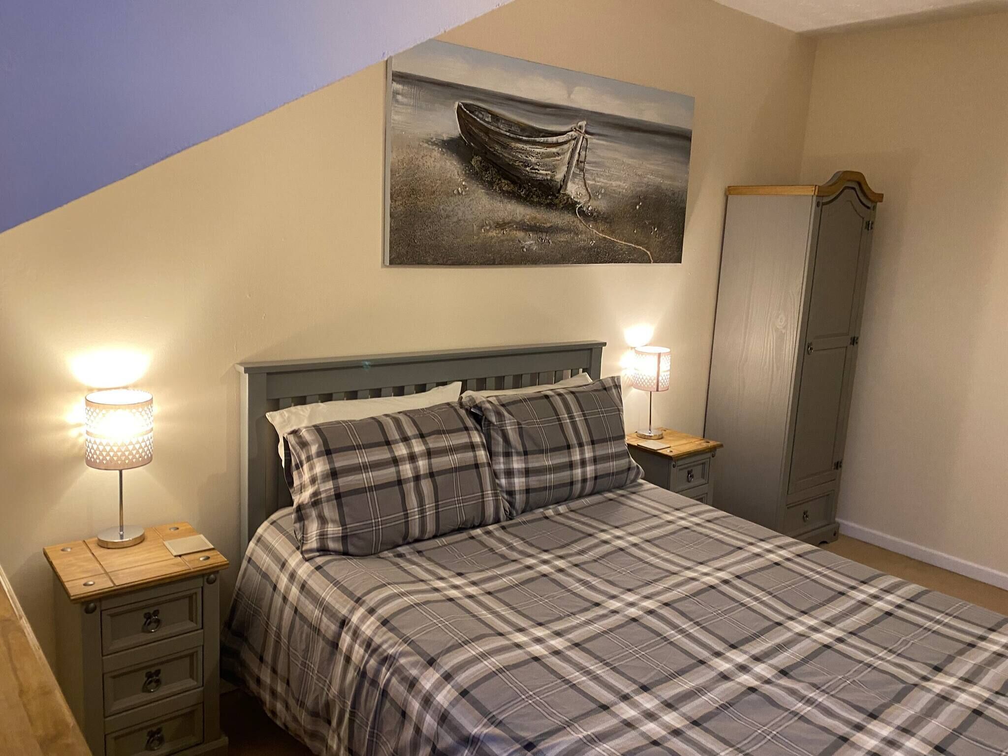 River Penthouse Apartment In The Heart