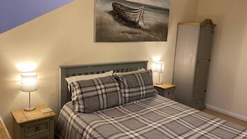 Apartment, 2 Bedrooms, River View | 2 bedrooms