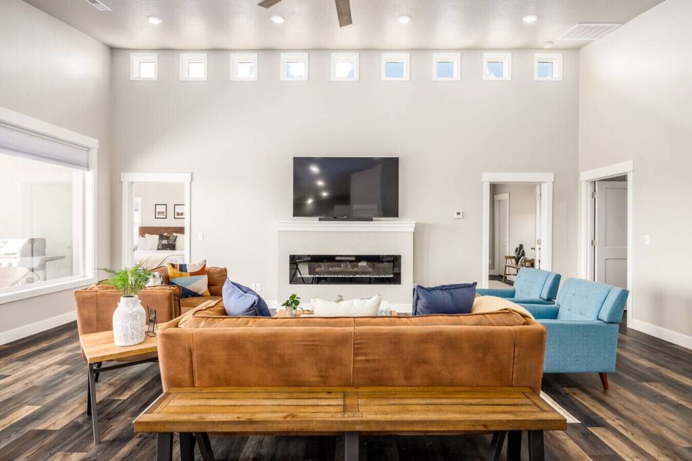 Airy+new+red rock+rare amenities (Horseshoe Bend)