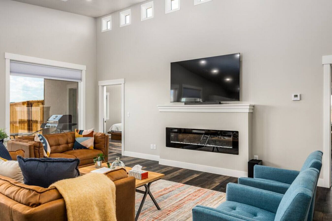 Airy+new+red rock+rare amenities (Horseshoe Bend)