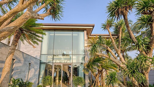 Unclassified image, 1 of 42, button - Luxury Beachfront Villa W Private Pool Beach Num1 (Da Nang)