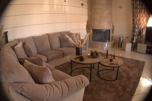 Televisio, takka, DVD-soitin