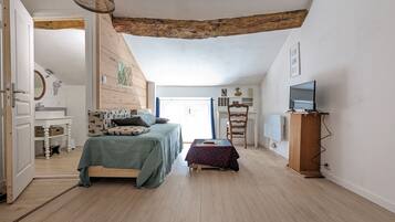 2 sovrum, skrivbord, strykjÀrn/strykbrÀda och gratis wi-fi