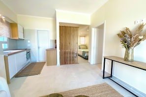 Apartment, 2 Bedrooms, Smoking, Balcony | Interior
