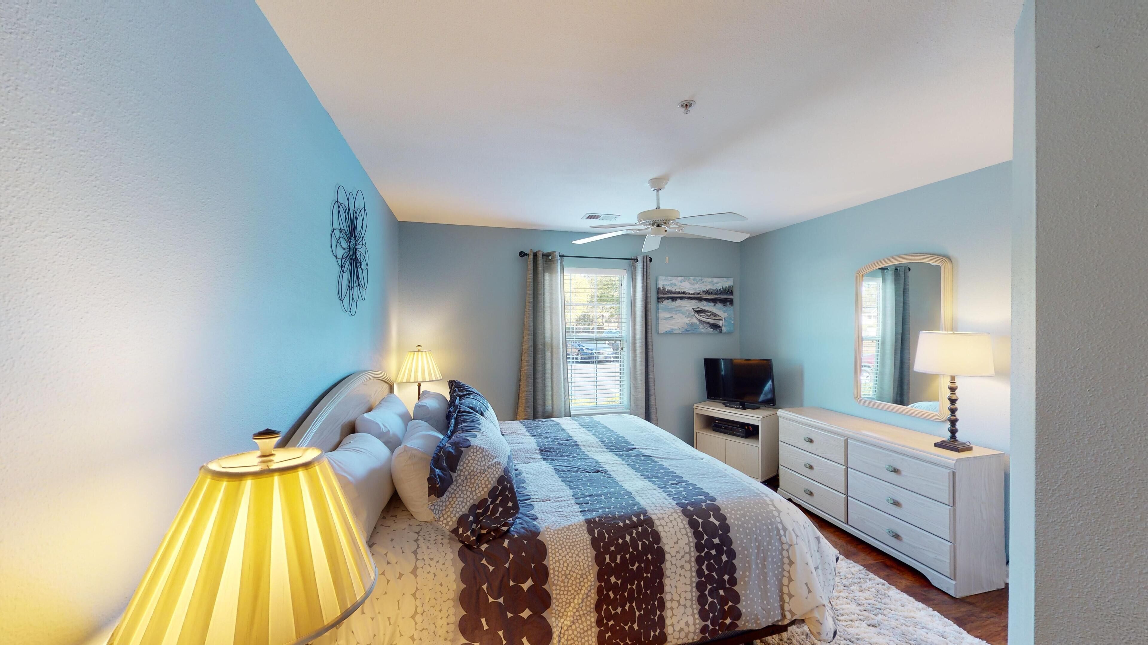 Golf Course Oasis Inviting 3BRVilla Pawleys Island