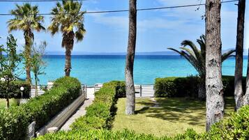 Vila, 4 quartos, sacada, vista para o jardim | Jardim